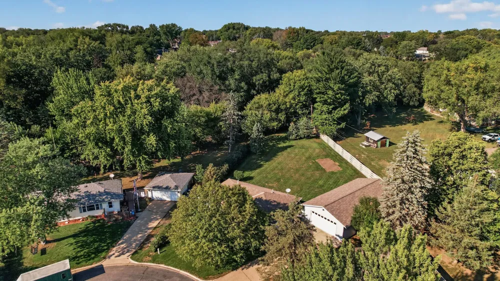 4500 Nord Drive Bloomington, MN 55437