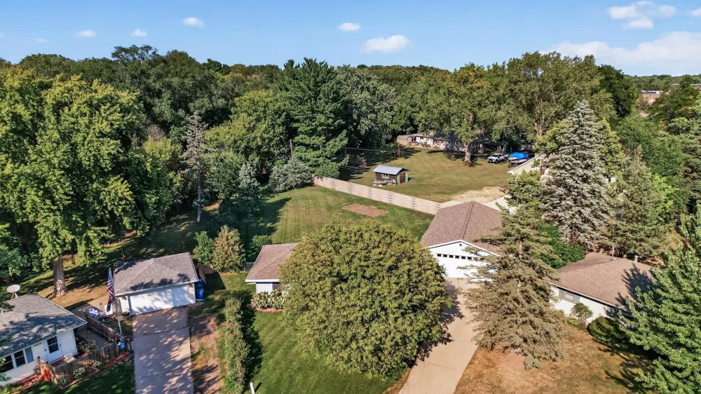 4500 Nord Drive Bloomington, MN 55437
