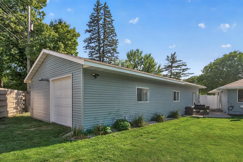 4500 Nord Drive Bloomington, MN 55437