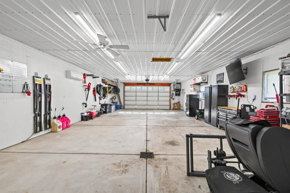 4500 Nord Drive Bloomington, MN 55437