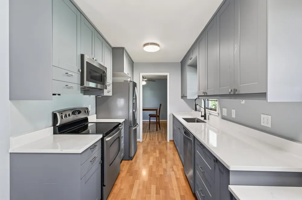 4500 Nord Drive Bloomington, MN 55437