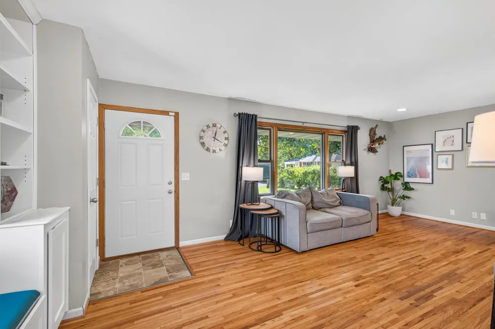 4500 Nord Drive Bloomington, MN 55437