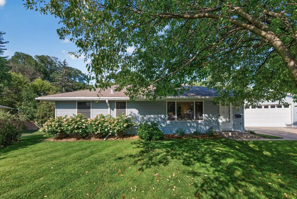 4500 Nord Drive Bloomington, MN 55437