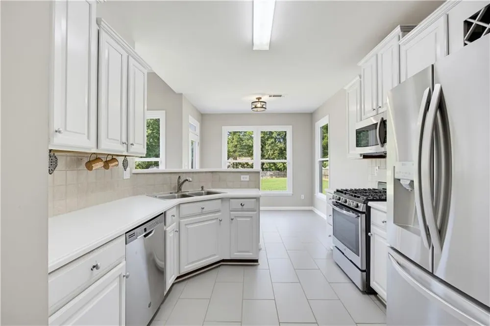 4814 COUNTRY WALK ESTATES Powder Springs, GA 30127
