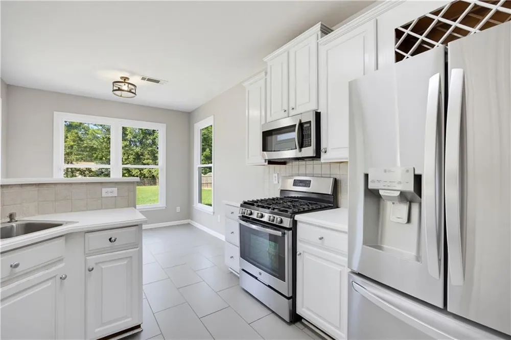4814 COUNTRY WALK ESTATES Powder Springs, GA 30127