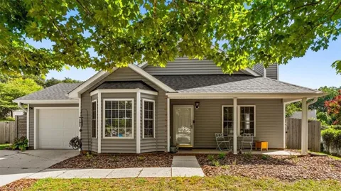 21 Crestbrook Court