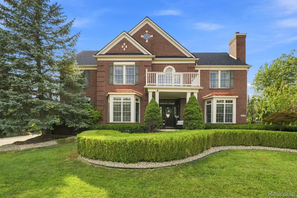 48645 Antique Road Canton Charter Township, MI 48187