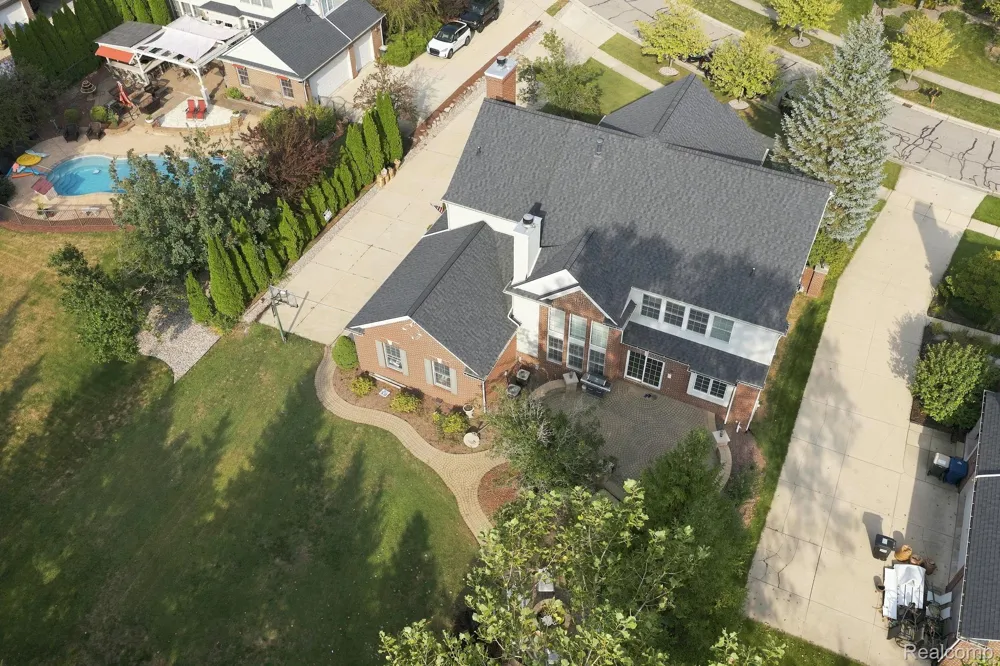 48645 Antique Road Canton Charter Township, MI 48187