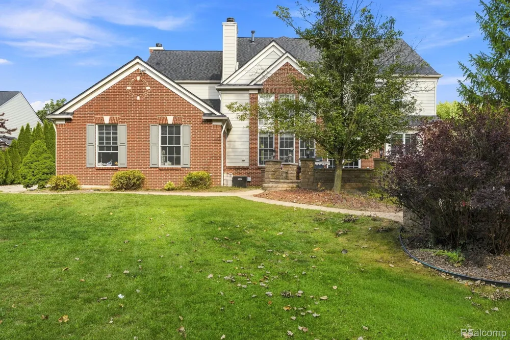 48645 Antique Road Canton Charter Township, MI 48187