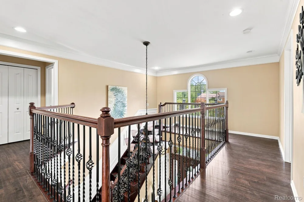 48645 Antique Road Canton Charter Township, MI 48187