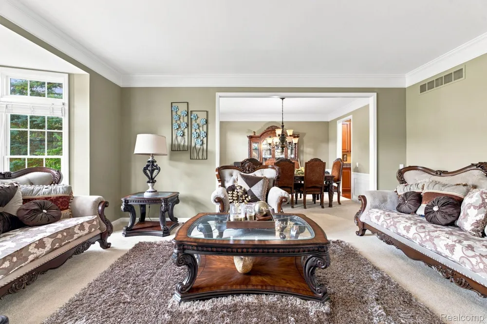 48645 Antique Road Canton Charter Township, MI 48187