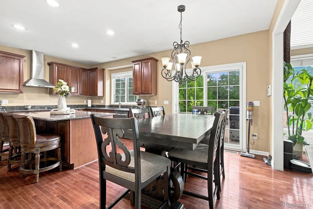 48645 Antique Road Canton Charter Township, MI 48187