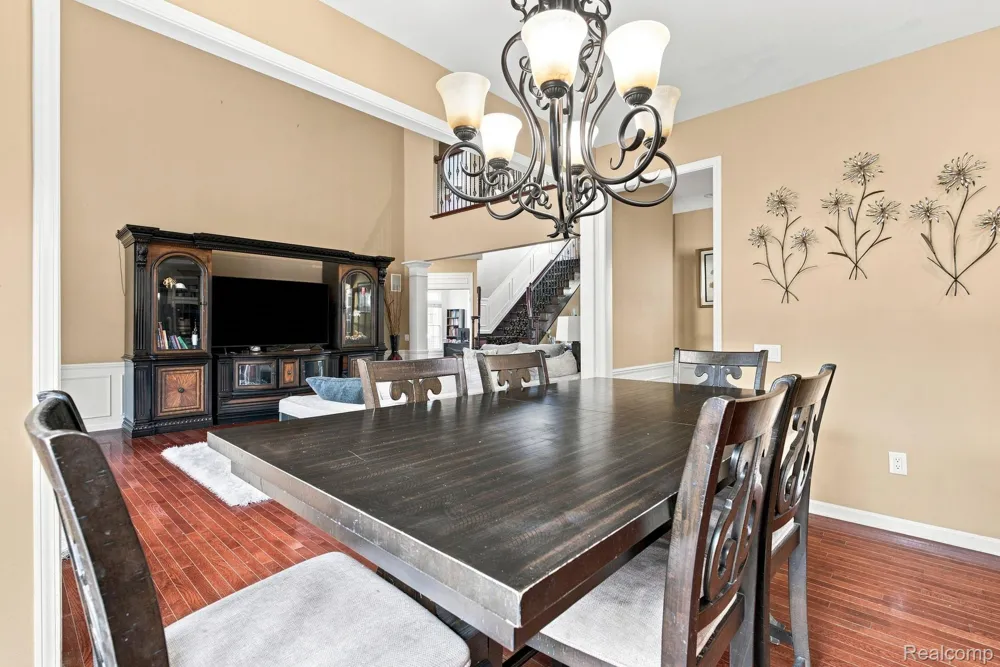 48645 Antique Road Canton Charter Township, MI 48187