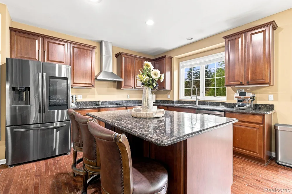 48645 Antique Road Canton Charter Township, MI 48187