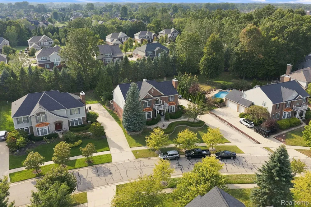 48645 Antique Road Canton Charter Township, MI 48187