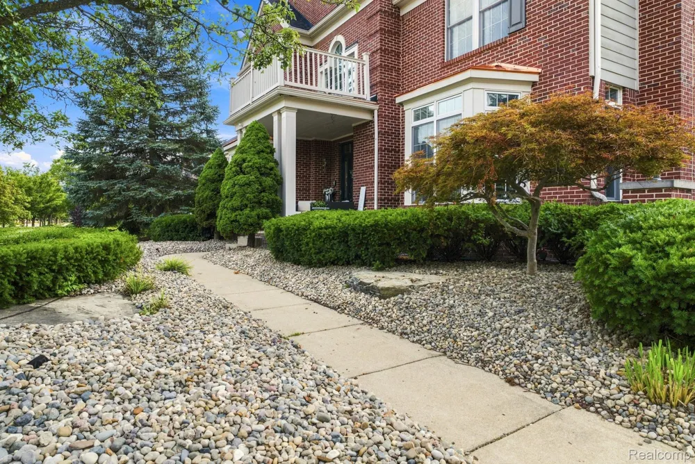 48645 Antique Road Canton Charter Township, MI 48187
