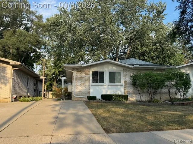 3224 WOODLAND AVENUE Royal Oak City, MI 48073