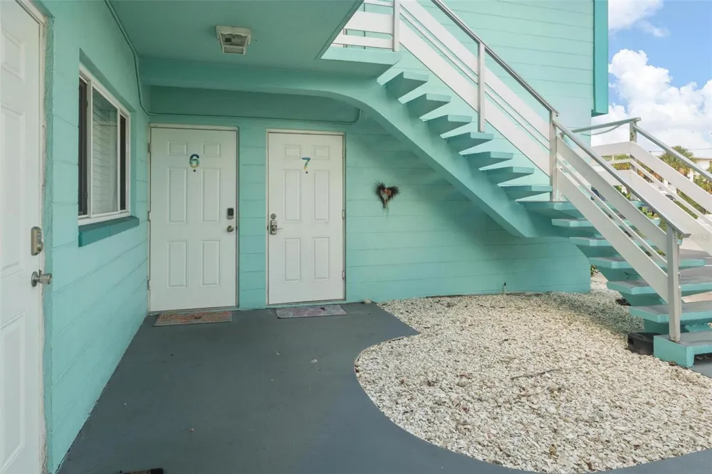 504 67TH AVENUE #7 St Pete Beach, FL 33706