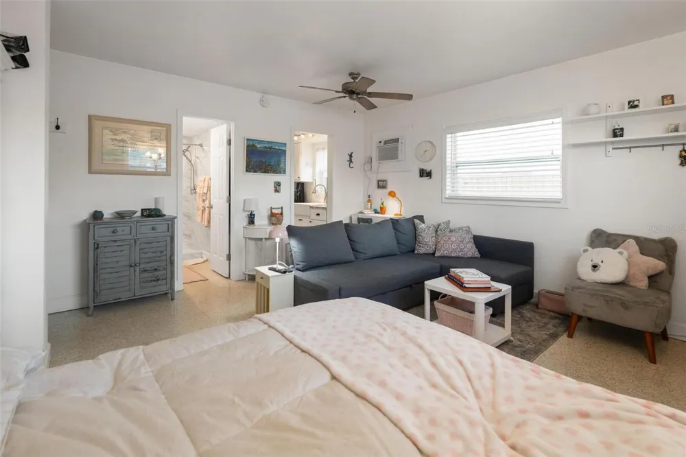 504 67TH AVENUE #7 St Pete Beach, FL 33706