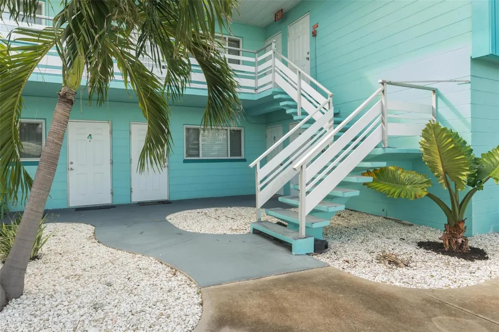 504 67TH AVENUE #7 St Pete Beach, FL 33706