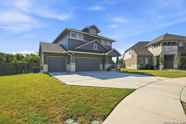 4902 Village Park Marion, TX 78124