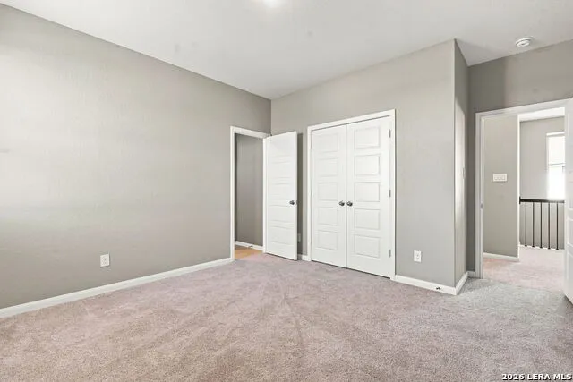 4902 Village Park Marion, TX 78124