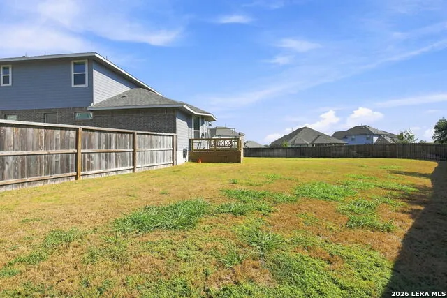 4902 Village Park Marion, TX 78124