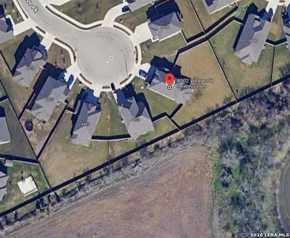 4902 Village Park Marion, TX 78124