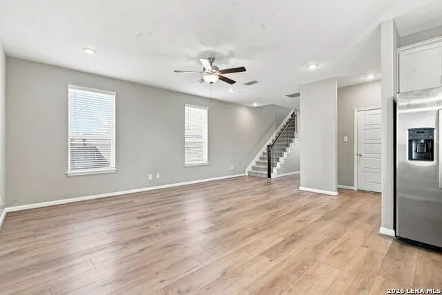 4902 Village Park Marion, TX 78124