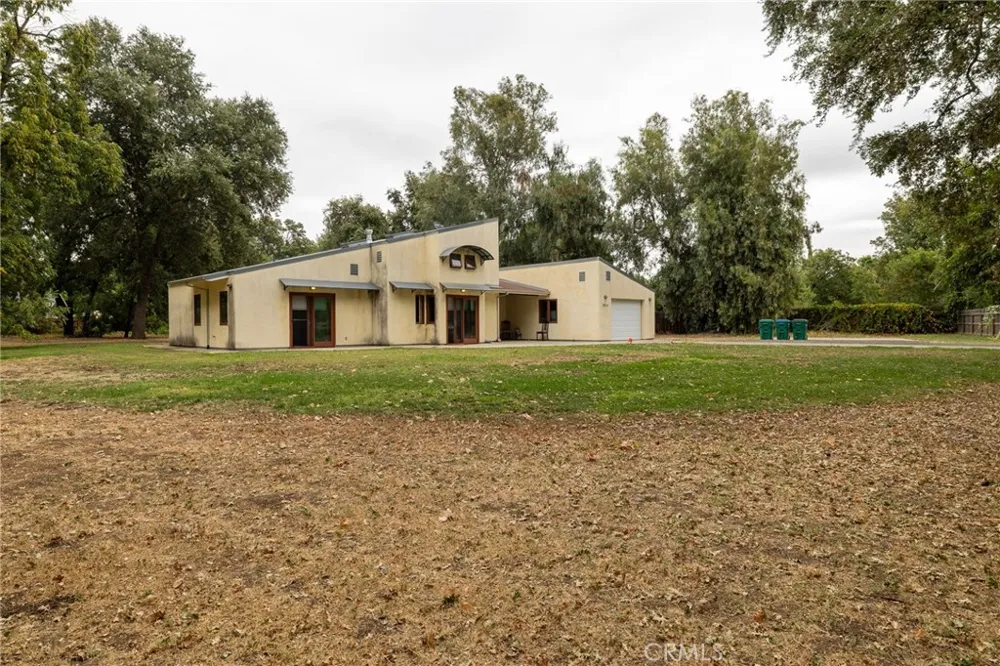 904 W 12th Avenue Chico, CA 95926