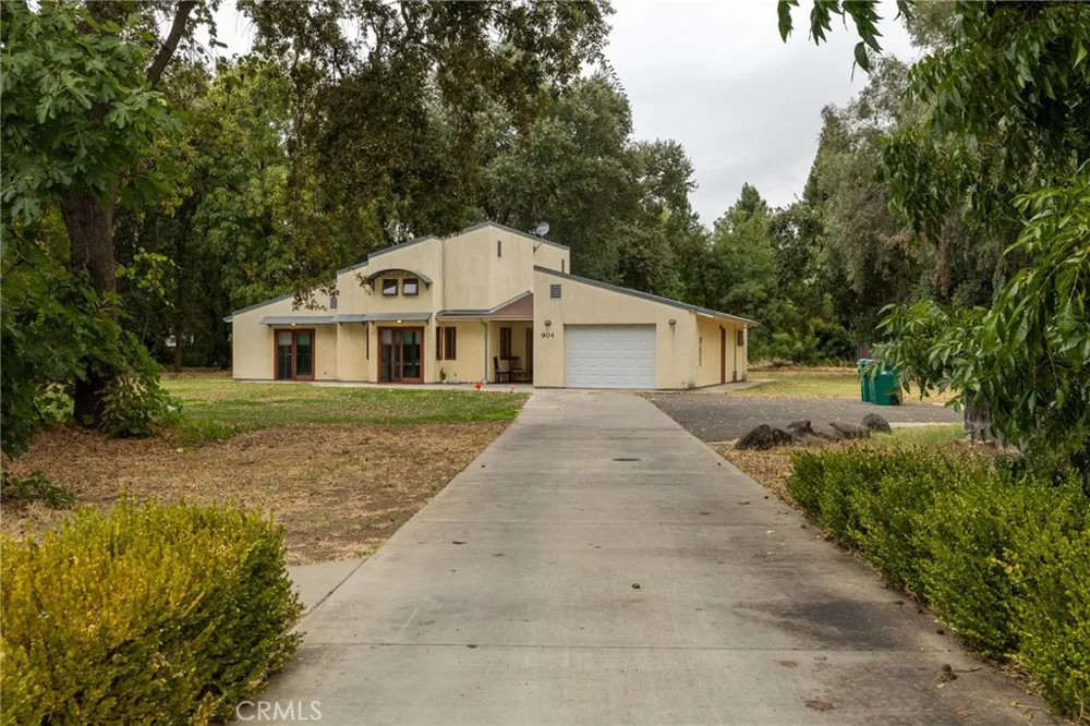 904 W 12th Avenue Chico, CA 95926