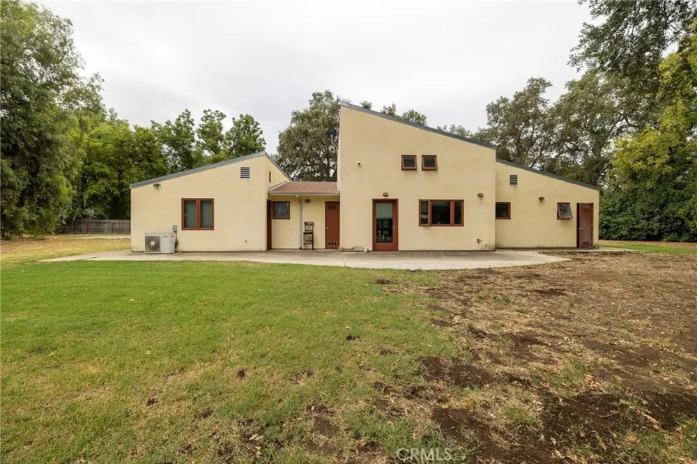 904 W 12th Avenue Chico, CA 95926