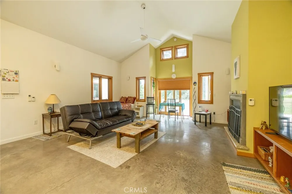 904 W 12th Avenue Chico, CA 95926