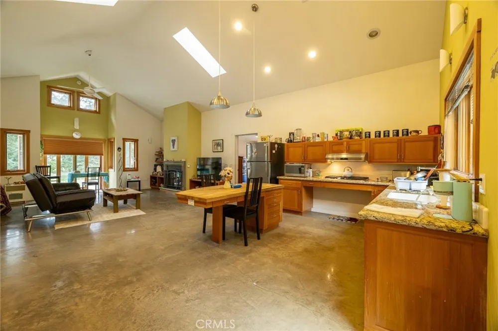 904 W 12th Avenue Chico, CA 95926