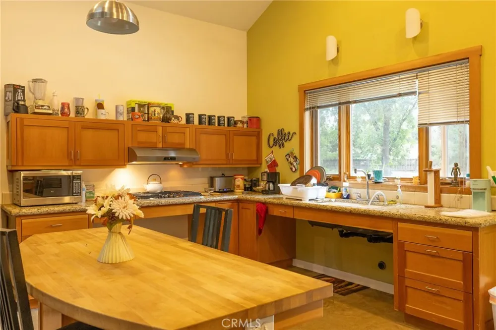 904 W 12th Avenue Chico, CA 95926