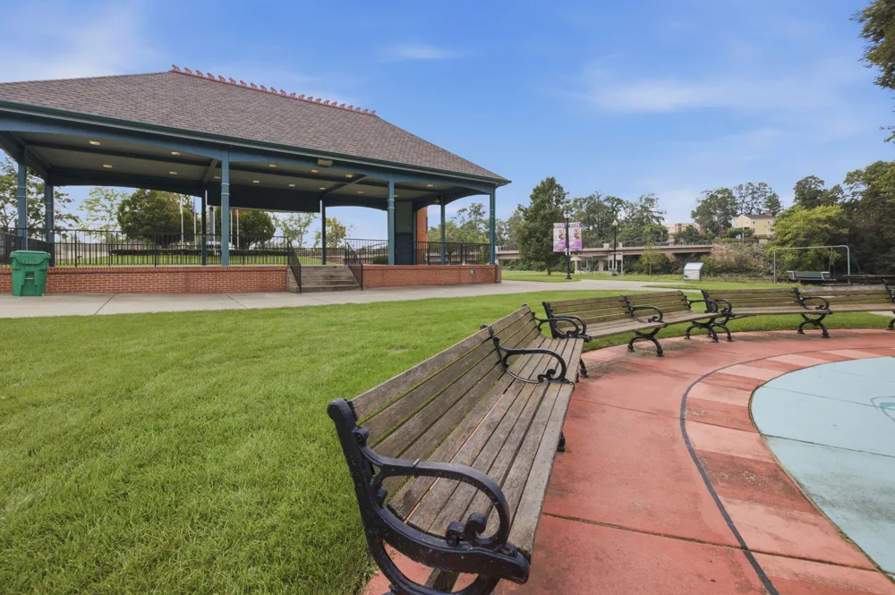511 Oak Street Niles, MI 49120