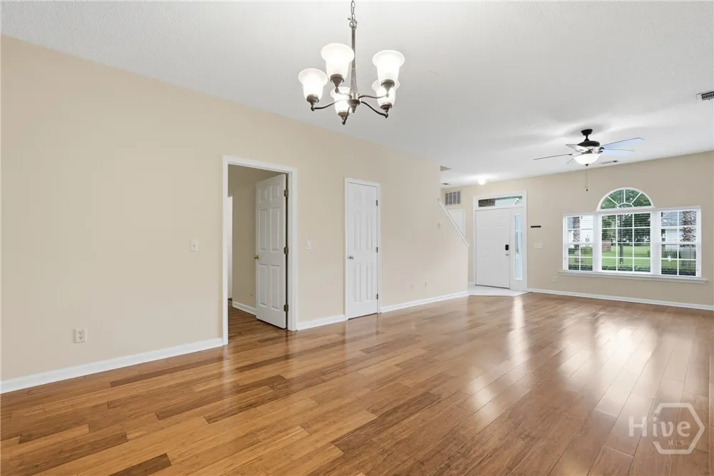 6 Putters Place Savannah, GA 31419