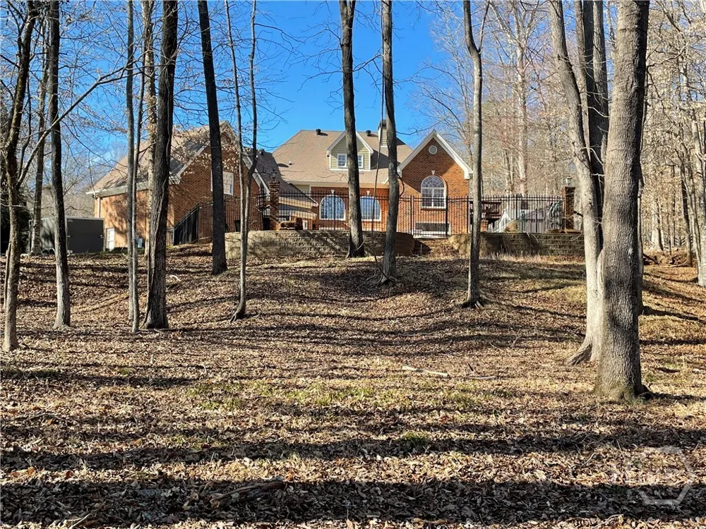 1171 River Run Bishop, GA 30621