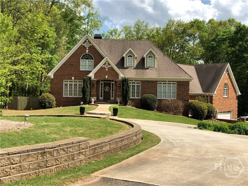 1171 River Run Bishop, GA 30621