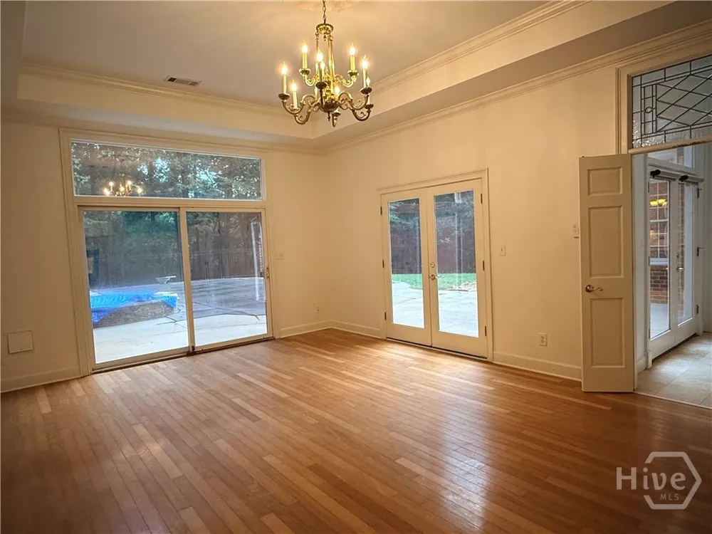 1171 River Run Bishop, GA 30621