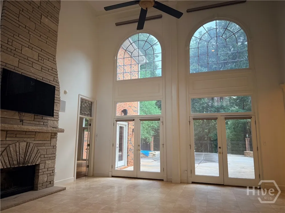 1171 River Run Bishop, GA 30621