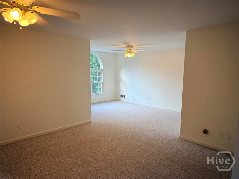 1171 River Run Bishop, GA 30621