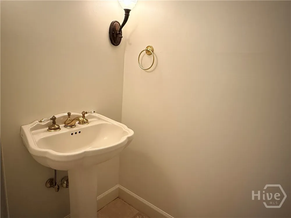 1171 River Run Bishop, GA 30621