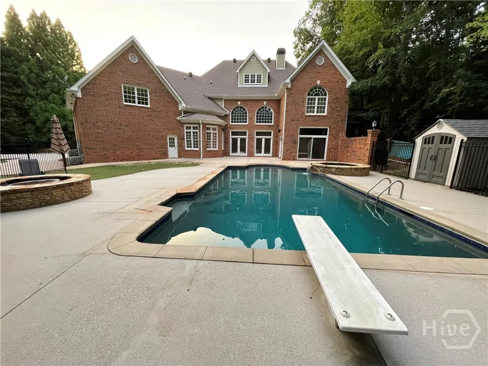 1171 River Run Bishop, GA 30621