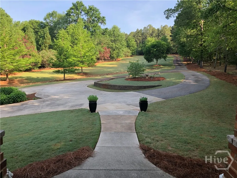 1171 River Run Bishop, GA 30621