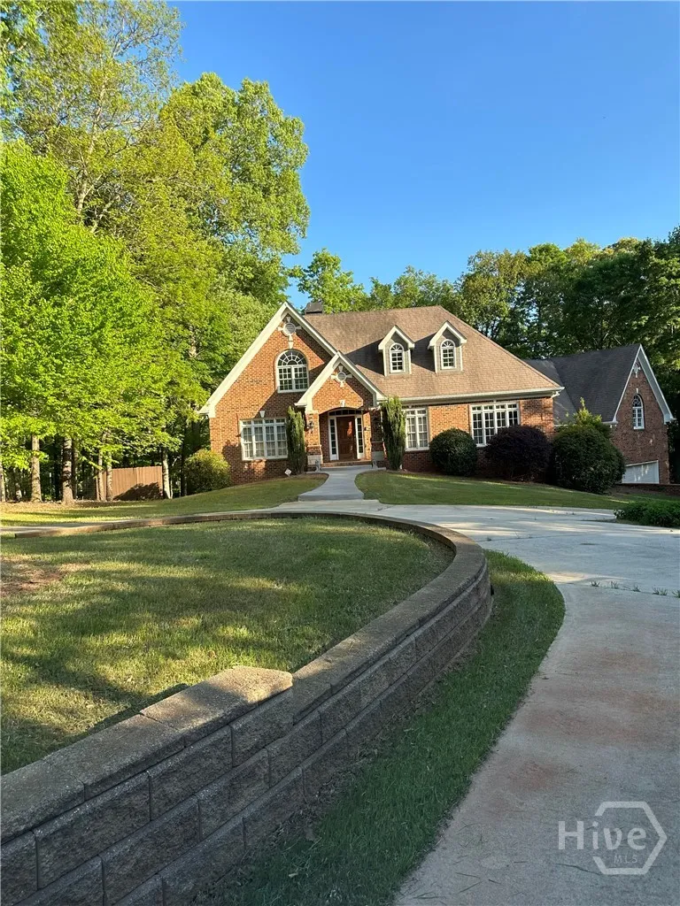 1171 River Run Bishop, GA 30621