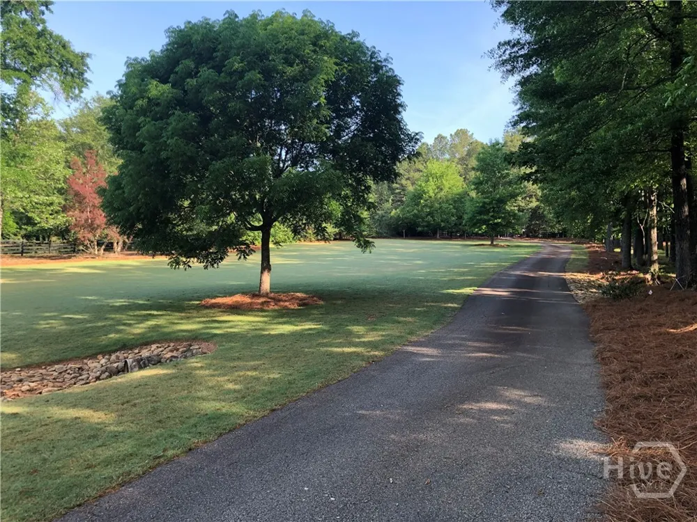 1171 River Run Bishop, GA 30621