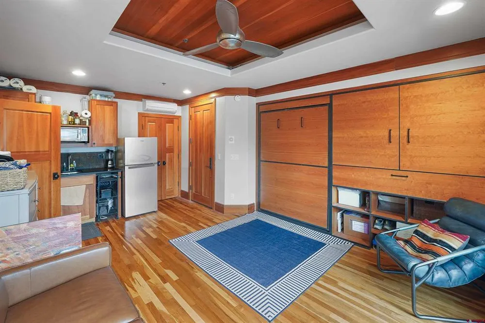 766 main Avenue #201 Durango, CO 81301