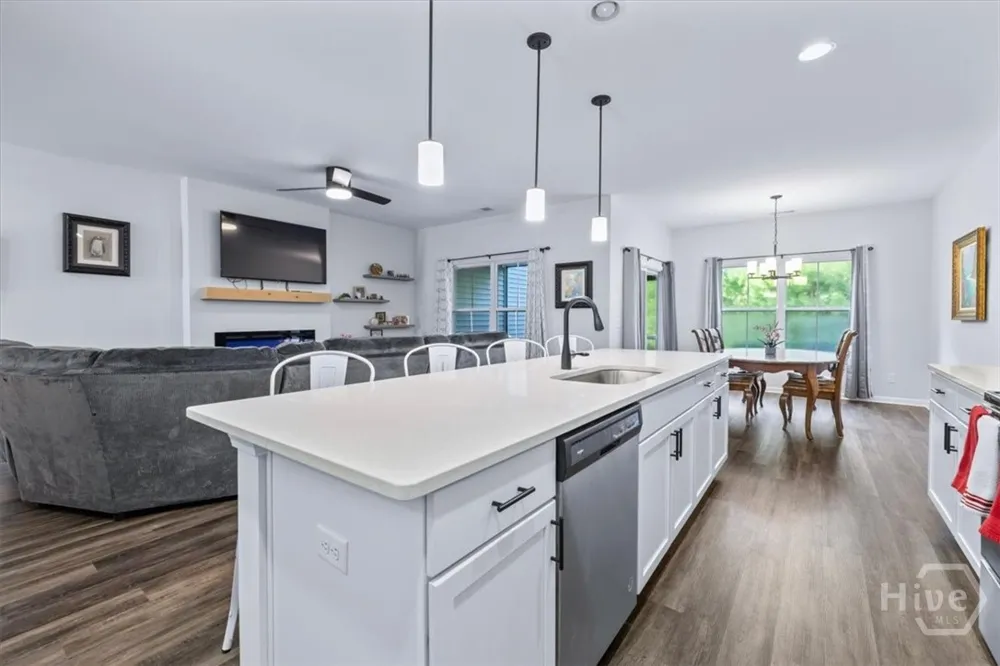 147 Bellasera Way Richmond Hill, GA 31324