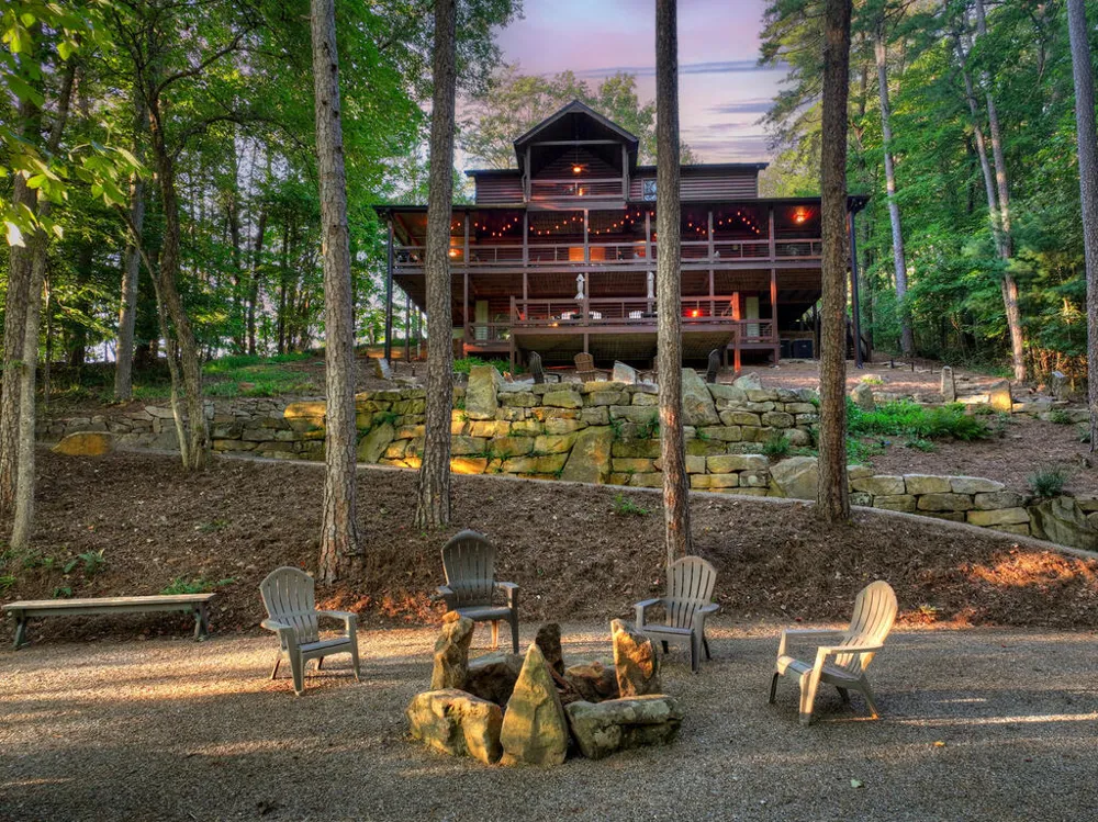 303 Major Ridge Road Blue Ridge, GA 30513
